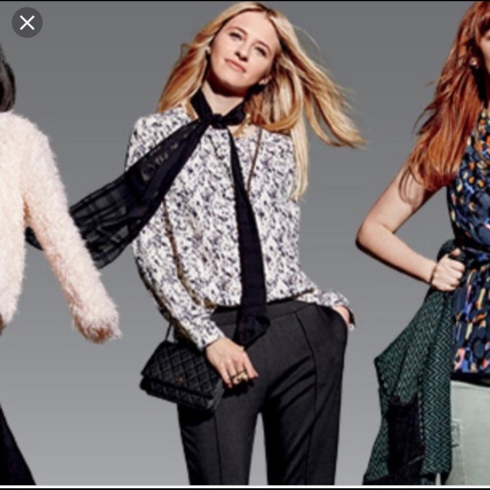 CAbi Shatter Blouse Split‎ Neck Geometric Print